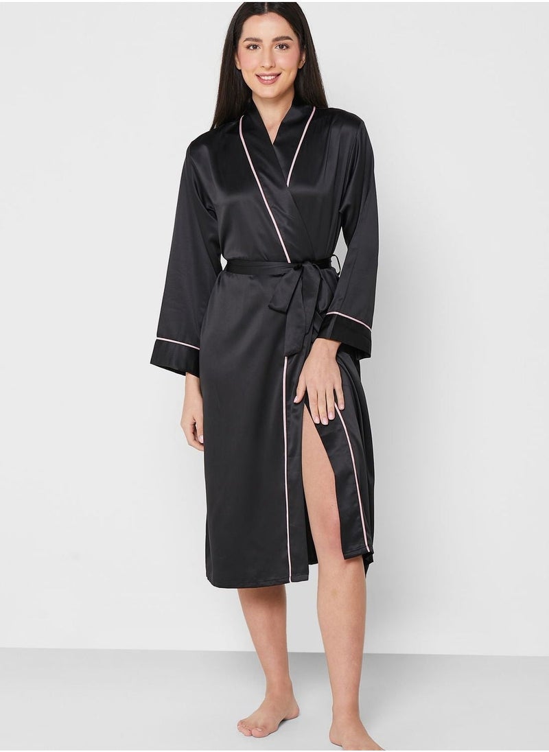 Contrast Seam Detail Robe - Image 4