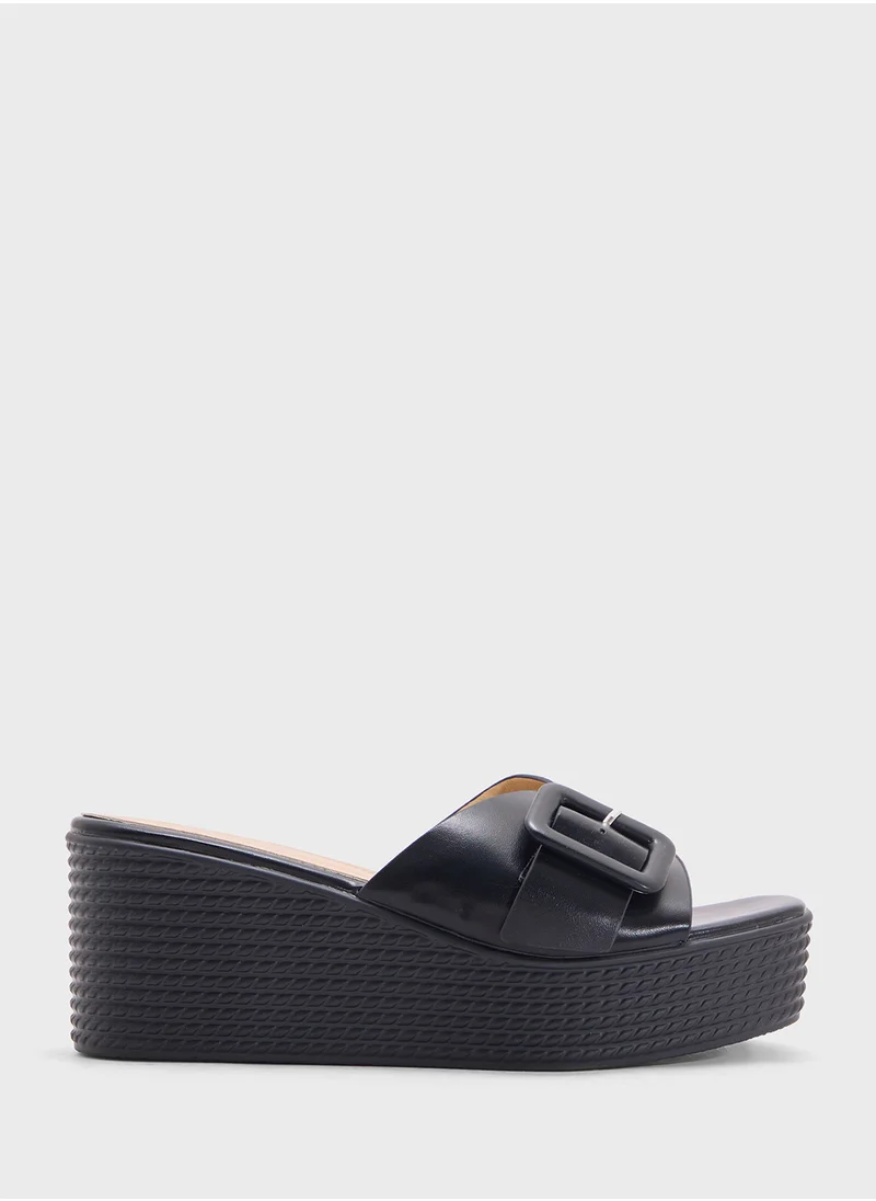 كلاوس Casual Wedged Sandal