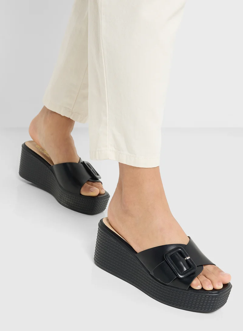Clowse Casual Wedged Sandal