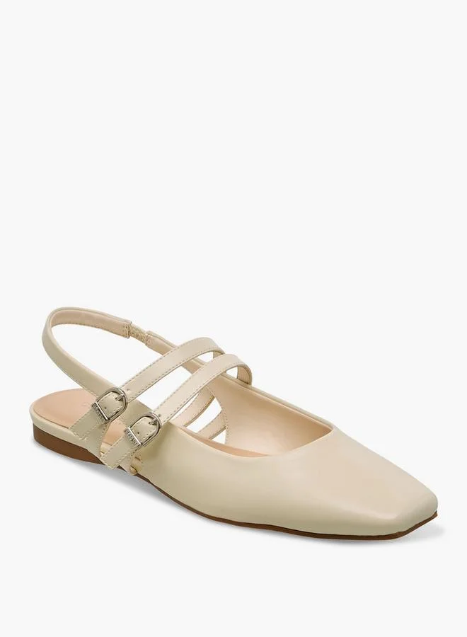 سيليست Women Buckle Accent Strap Sandals