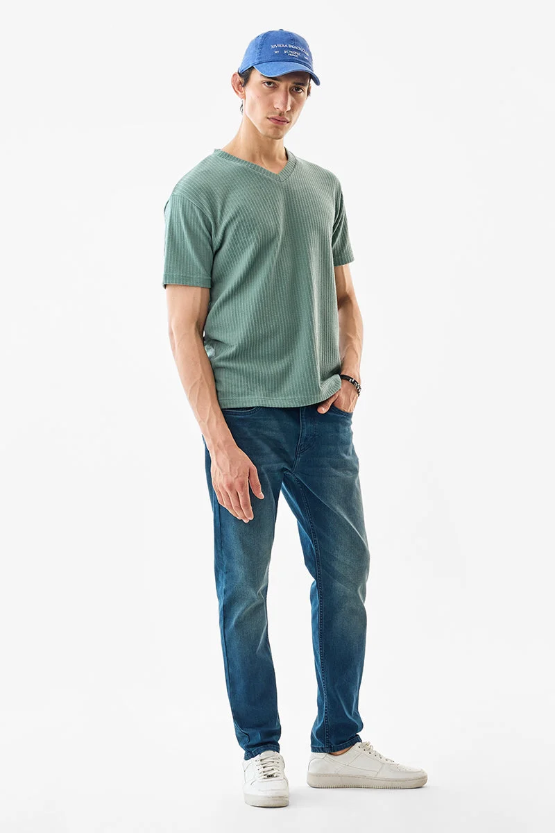 SNITCH تي شيرت بياقة على شكل حرف  بقصة عادية قابلة للتمدد