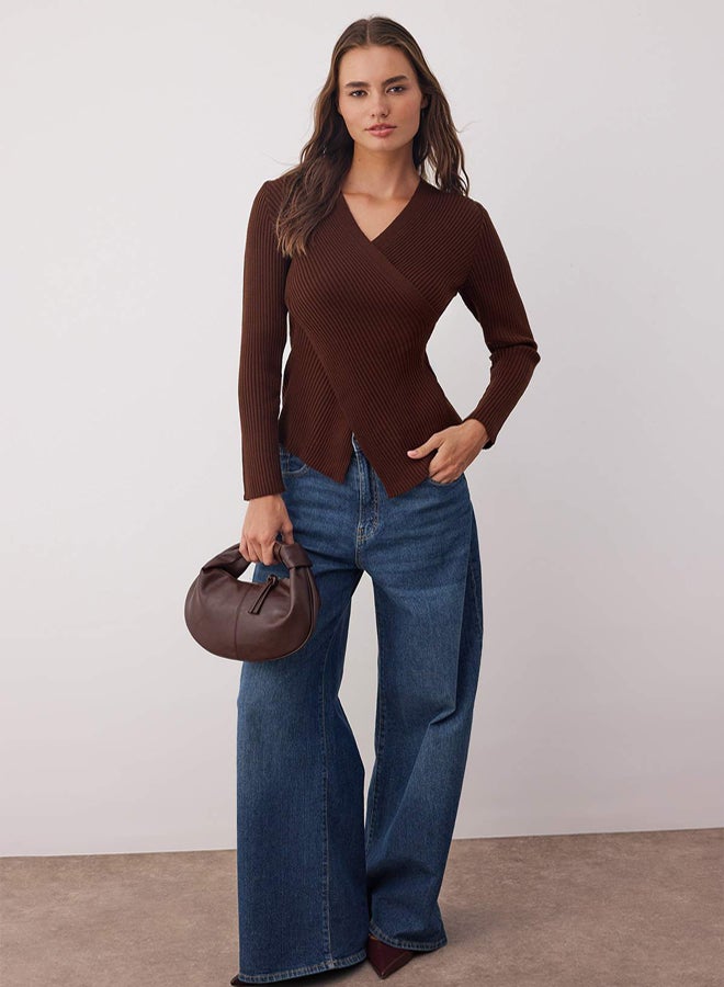 trendyol Brown*001 Fitted/Slim Fit Straight Double Breasted Slim Knitwear Sweater - Image 2