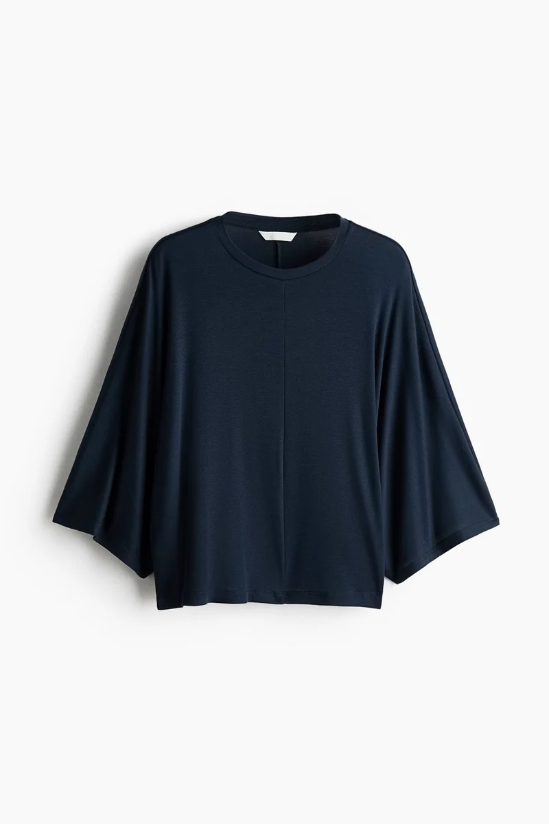 Batwing-sleeved T-shirt