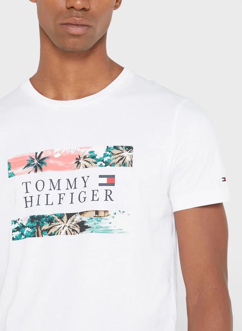 TOMMY HILFIGER Hawaiian Flag Crew Neck T-Shirt