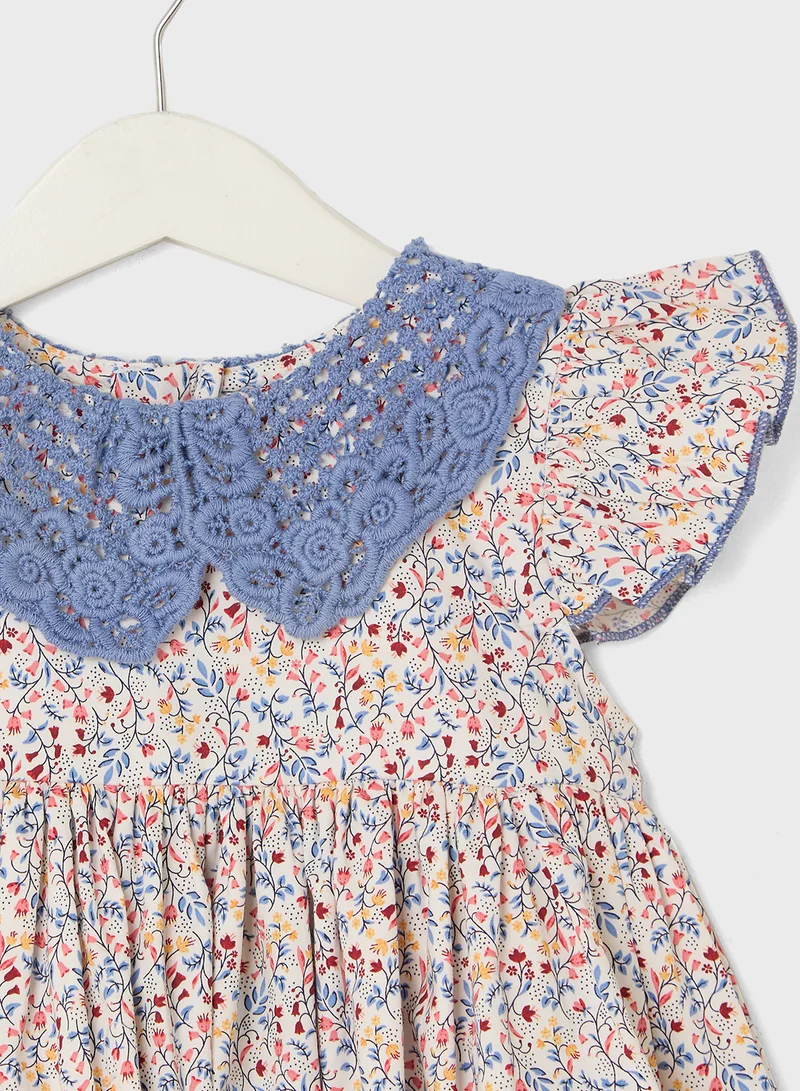Ripples Floral Crochet Collar Dress