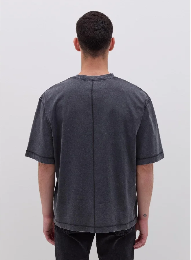 او في اس Cotton T-shirt with round neck