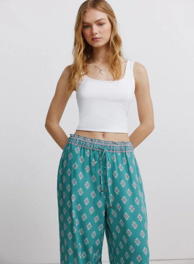 Springfield  Chino shorts for Women | Best Price UAE