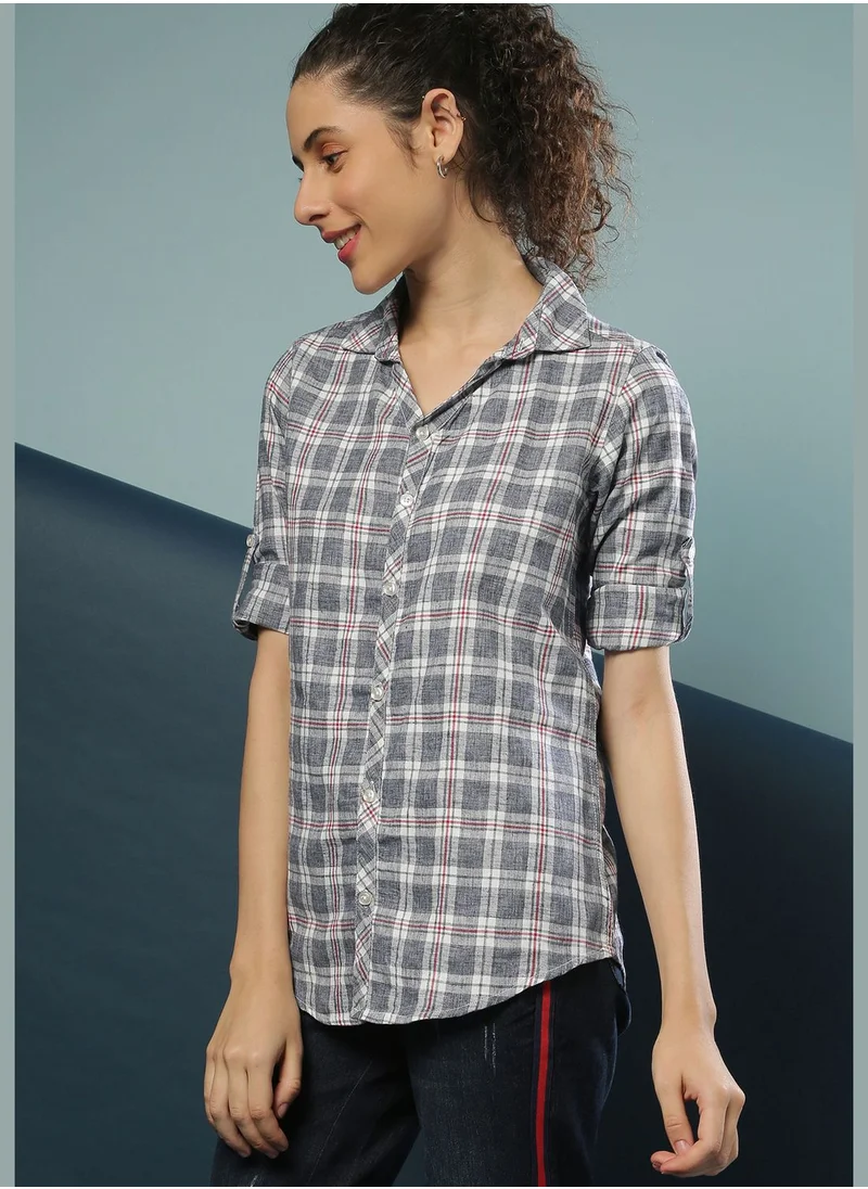 Campus Sutra Checked Regular Fit Shirt