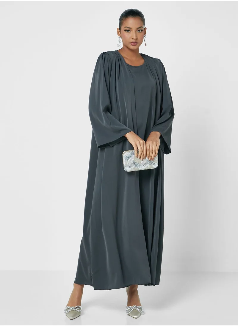 Aara Flared Sleeve Abaya