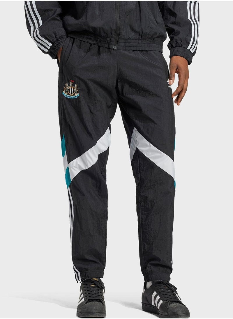 New Castle Og Track Pants - pzsku/Z76870ED52ECA197879C5Z/45/_/1730304930/71842cfc-eadc-4a19-8a4a-58c2828d9a4f