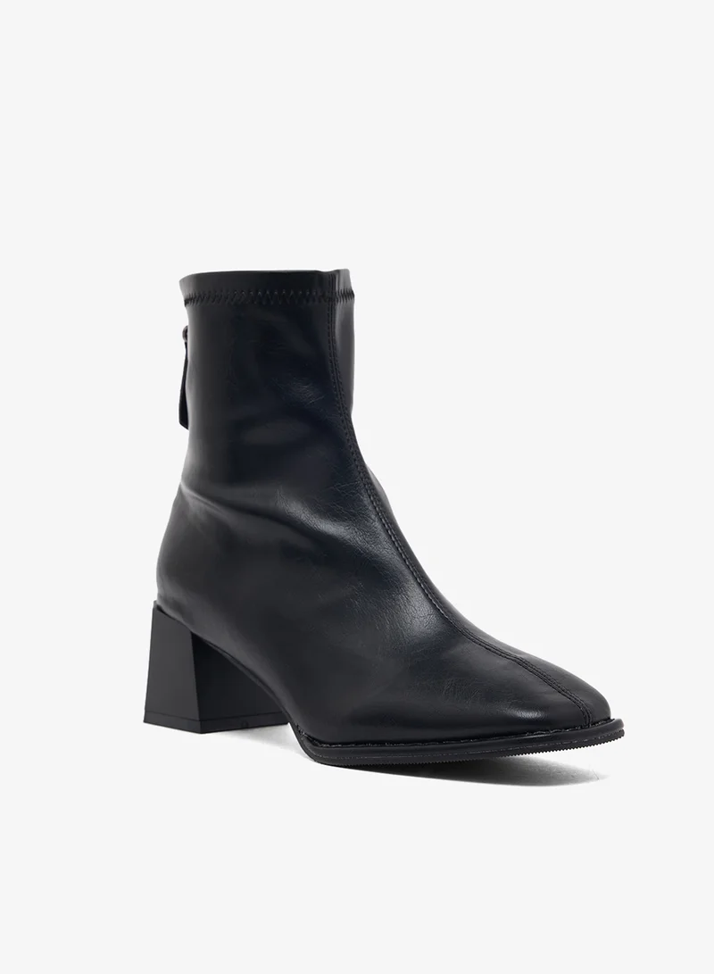 ايلا Block Heel Chelsea Boots