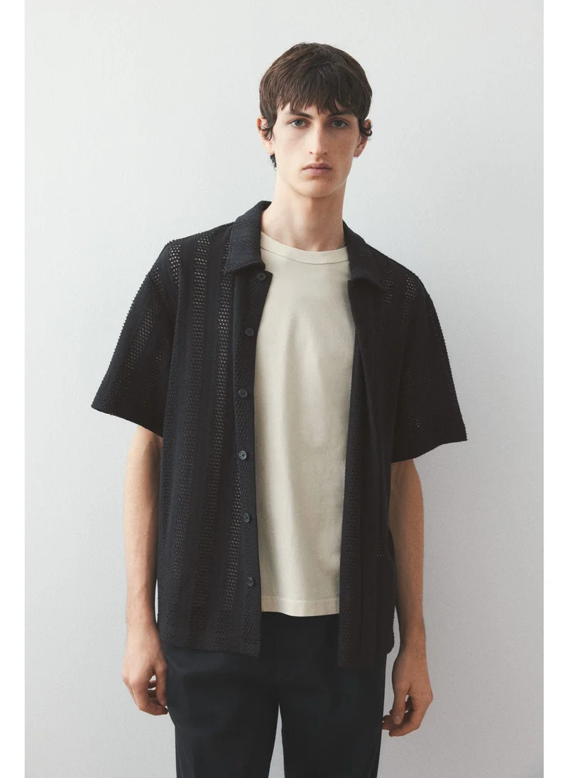 اتش اند ام Loose Fit Waffled resort shirt
