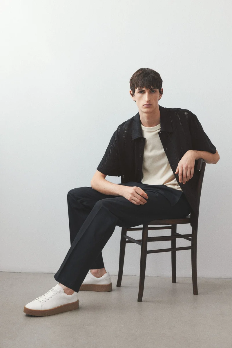 H&M Black Loose Fit Waffled resort shirt for Men | Best Price UAE