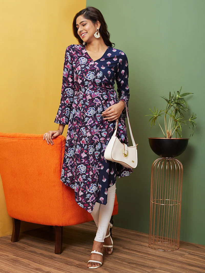 globus Women Navy Blue Floral Printed Flared Sleeves V-Neck Angrakha Cotton A-Line Kurta