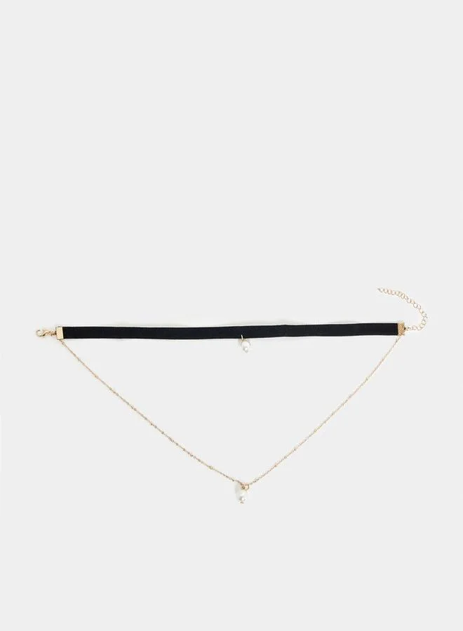 Styli Faux Pearl Drop Necklace