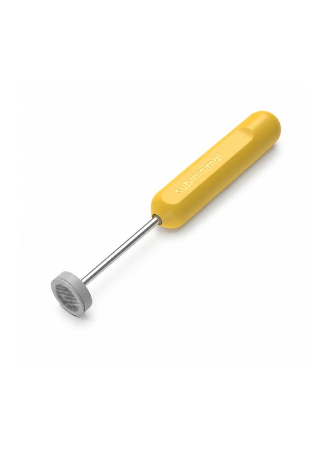 صبمينيمال جهاز NanoFoamer GO القابل لإعادة الشحن لرغوة الحليب، أصفر Pollen، جهاز محمول عبر USB-C لتحضير الميكروفوم لفن اللاتيه والكابتشينو والفلات وايت والقهوة - Image 1