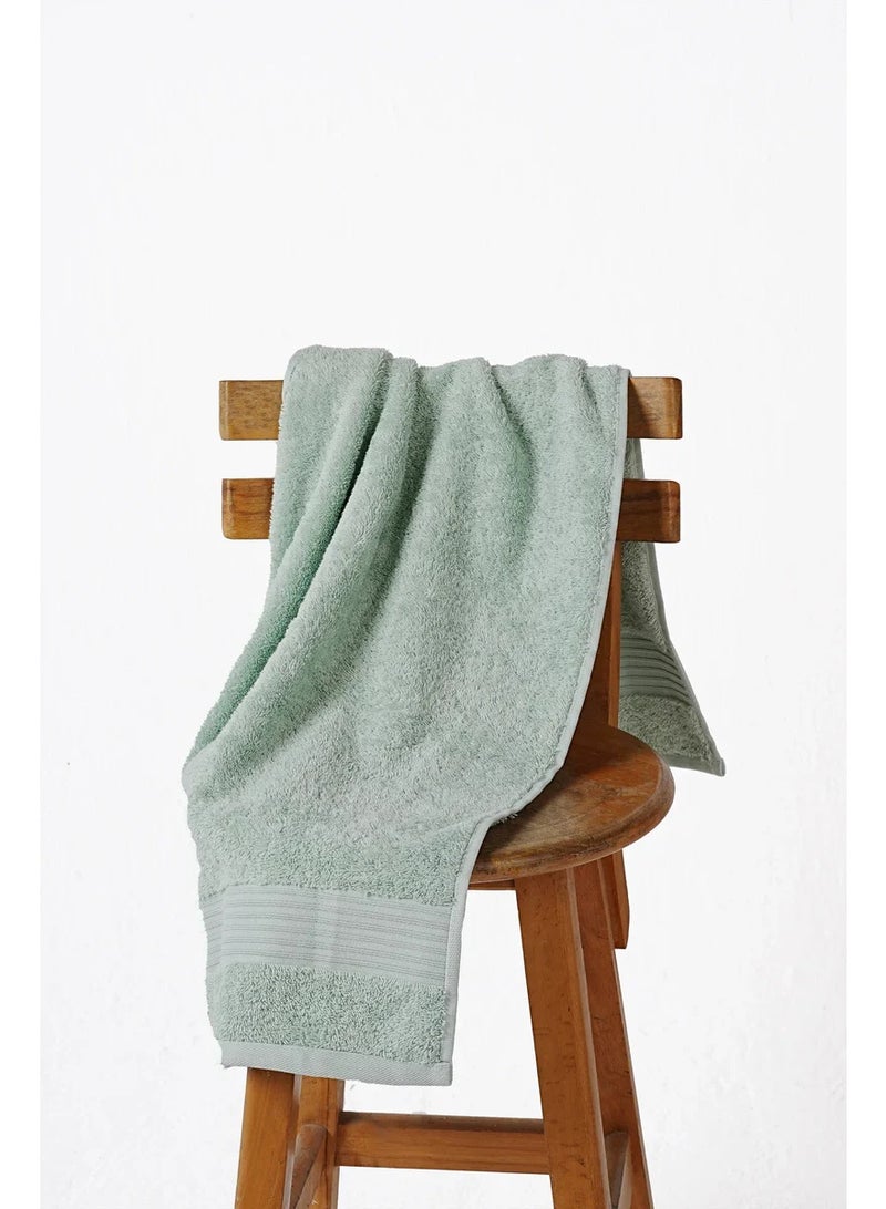 تى ام هوم عرض محدود من TM HOME – اشتري روب فندقي فاخر من القطن الطبيعي 100% بلون أخضر نعناعي وانتعش بأناقة – احصل على فوطة مجانية مقاس 50×100 – جودة فندقية أصلية ونعومة لا تُقاوم - Image 4