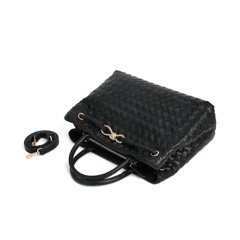 New Hand Woven Bag Horizontal Handbag Bow Design Rope Buckle Large Capacity Single Shoulder Crossbody Women'S Bag - Image 4