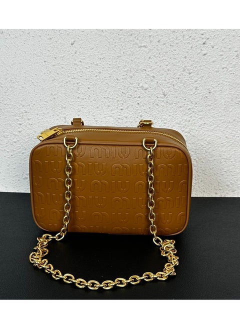 Miu Miu New Square Crossbody Shoulder Bag 22*14*7cm