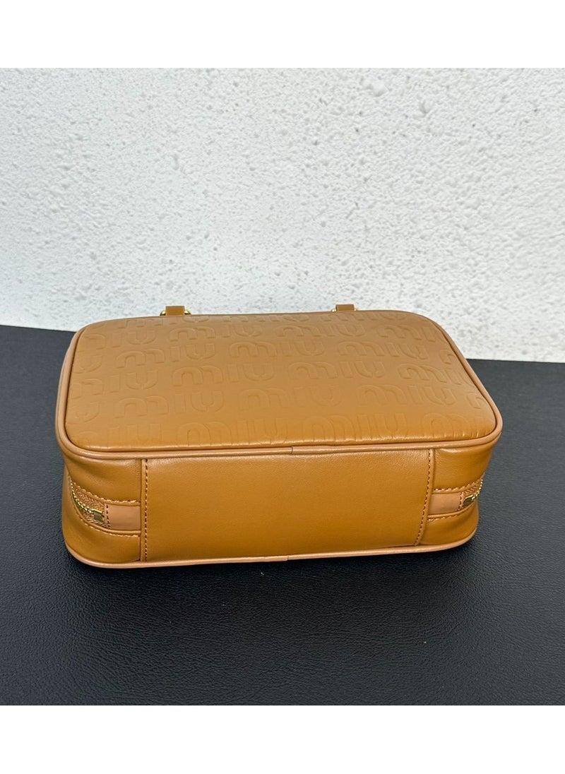 Miu Miu - Miu Miu New Square Crossbody Shoulder Bag 22*14*7cm - Image 1