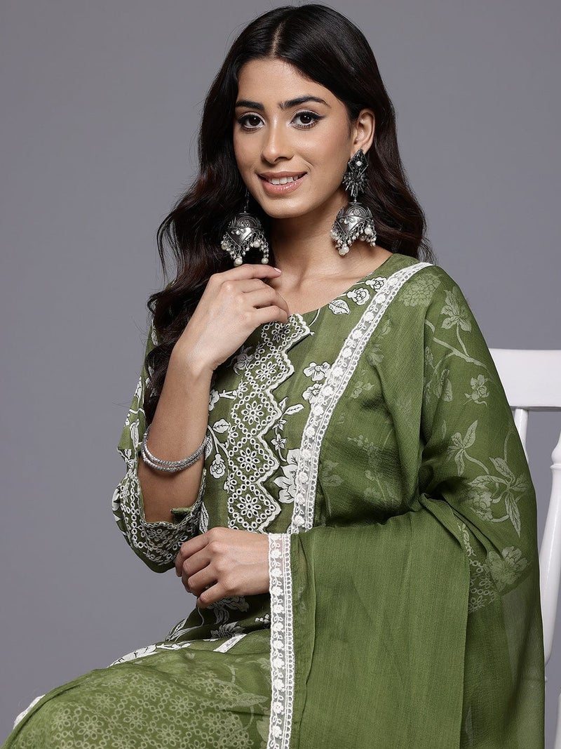 PRASHA Women Green Floral Printed Shiffly Work Kurta Paired With Bottom And Dupatta - Image 2