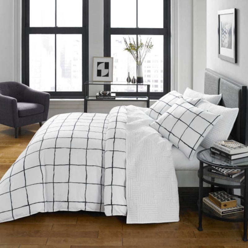 City Scene Comforter Set Reversible Bedding with Matching Shams Softens with Each Wash Queen Zander White