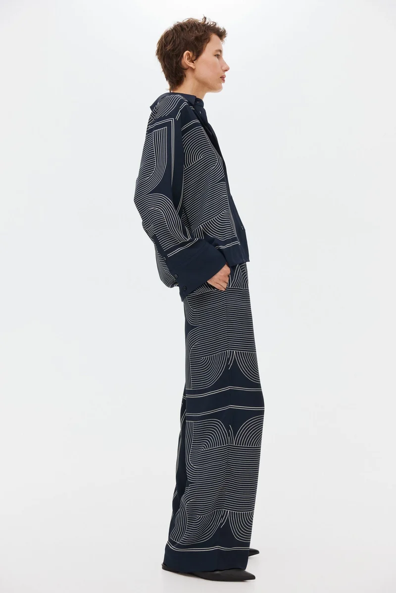 اتش اند ام بنطلون بتصميم سهل الارتداء