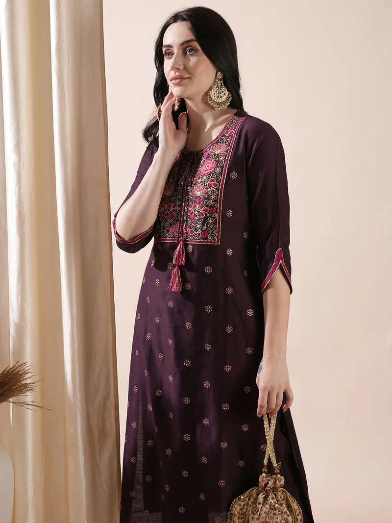 globus Women Purple Floral Embroidered Thread Work Straight Kurta With Trousers