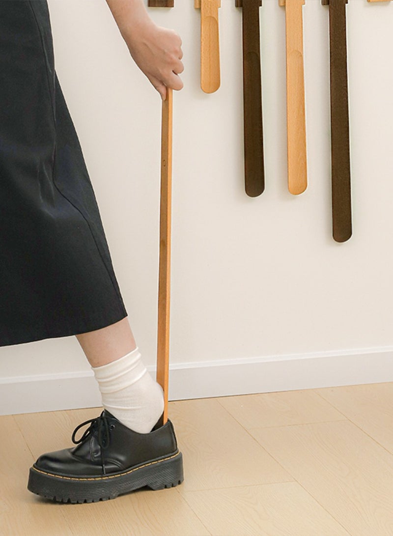 55cm beechwood long-handled shoehorn with a magnetic base. It is convenient to put on shoes and is suitable for the elderly, pregnant women, men and women. - Image 4