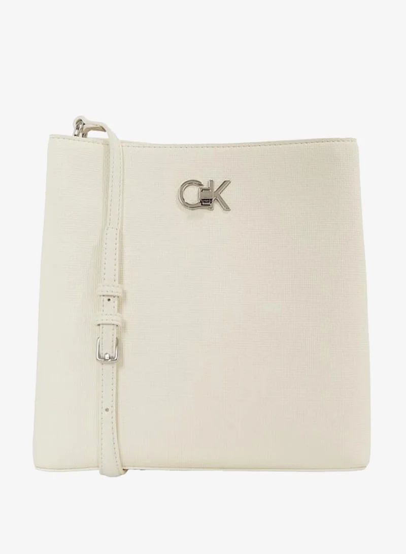 CALVIN KLEIN BUCKET BAG