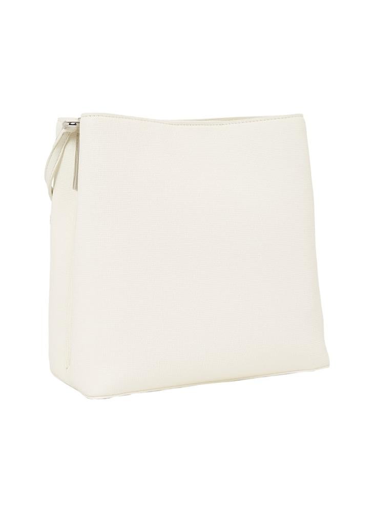 CALVIN KLEIN BUCKET BAG  - Image 2