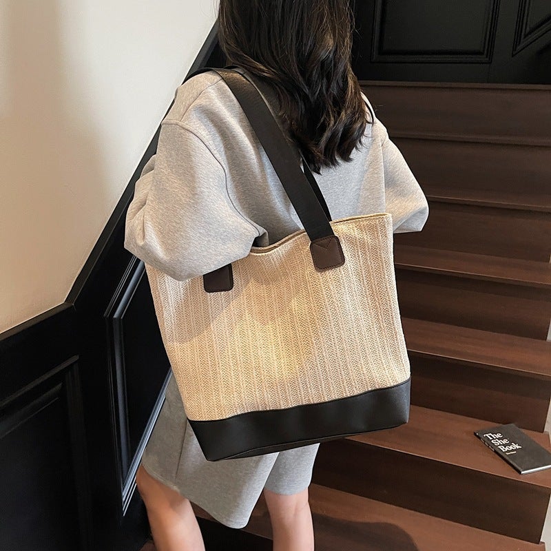 Seaside Vacation Fashion Contrasting Color Beach Bag Women'S 2025 Large Capacity Tote Bag Simple Woven Bag - Image 5