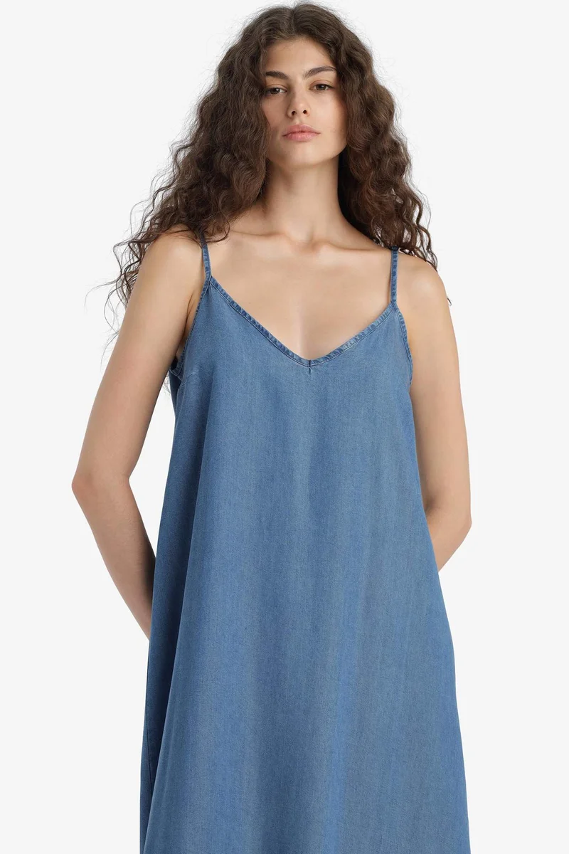 ديفاكتو Fashion Fit Sensual Maxi Dress