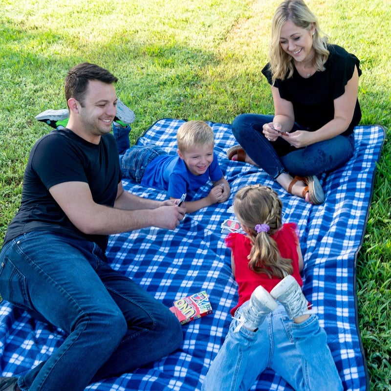 BRAWNTIDE Large Outdoor Waterproof Blanket - Extra Thick Fleece, Warm, Windproof, Sandproof, Quilted, 82" x 55", Ideal for Beaches, Picnics, Camping, Stadiums, Dogs, Car - Image 5