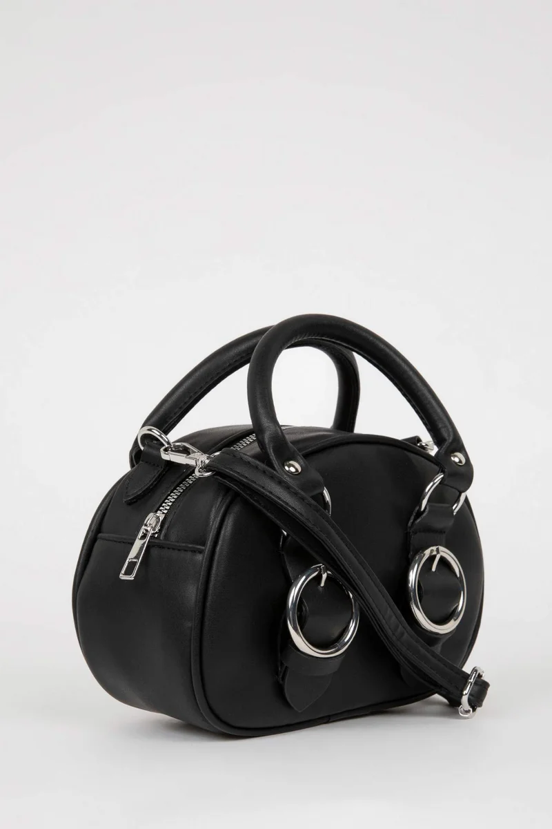 ديفاكتو Woman Faux Leather Shoulder Bag