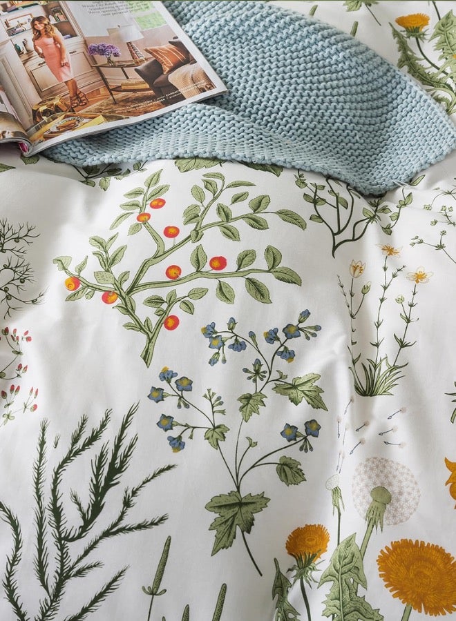 LUNA Home Queen size 6 piece bedding set adorned with green leaves. - Image 4