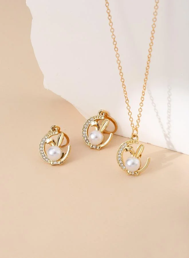 تايك تو Pack of 3 - Gold Tone Pearl Bunny Pendant Necklace and Earrings