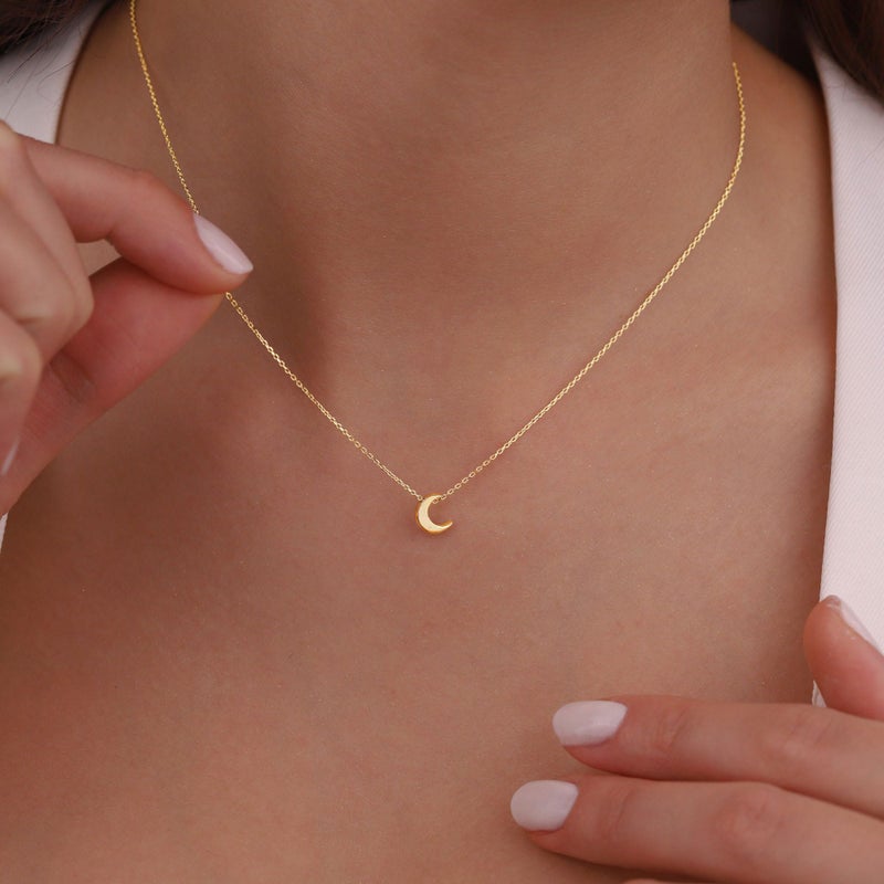VRIUA Moon Necklace for Women,Dainty Gold Necklace 14k Gold Plated Moon Pendant Necklace Simple Jewelry Everyday for Women - Image 5