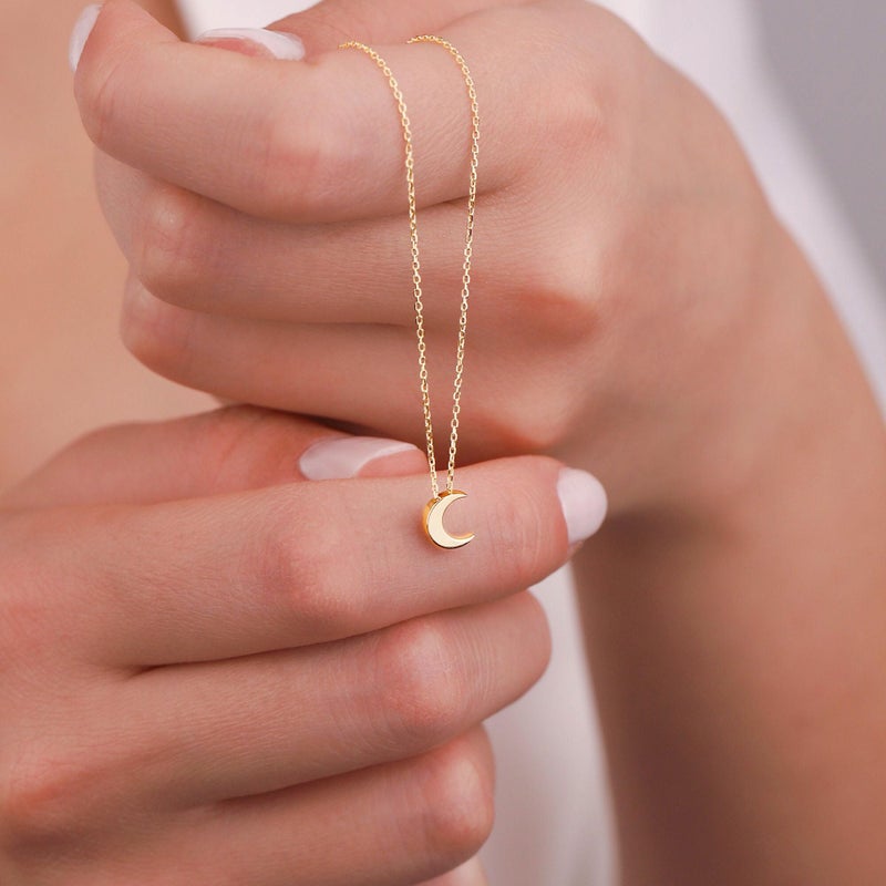 VRIUA Moon Necklace for Women,Dainty Gold Necklace 14k Gold Plated Moon Pendant Necklace Simple Jewelry Everyday for Women - Image 3