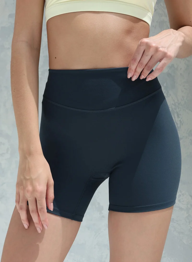 Mohuki Blueberry Active Sculpt Short for Women | Best Price UAE