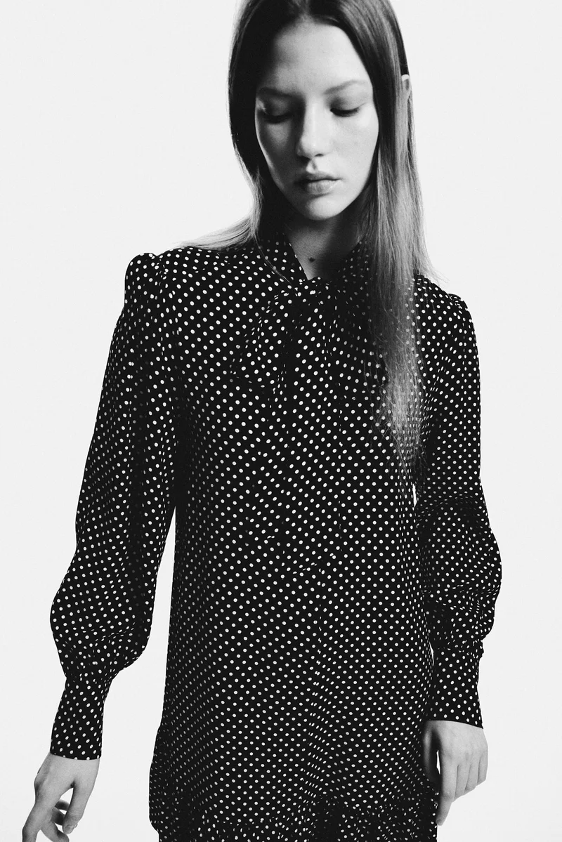 اتش اند ام فستان تونيك بقبة على شكل فيونكة