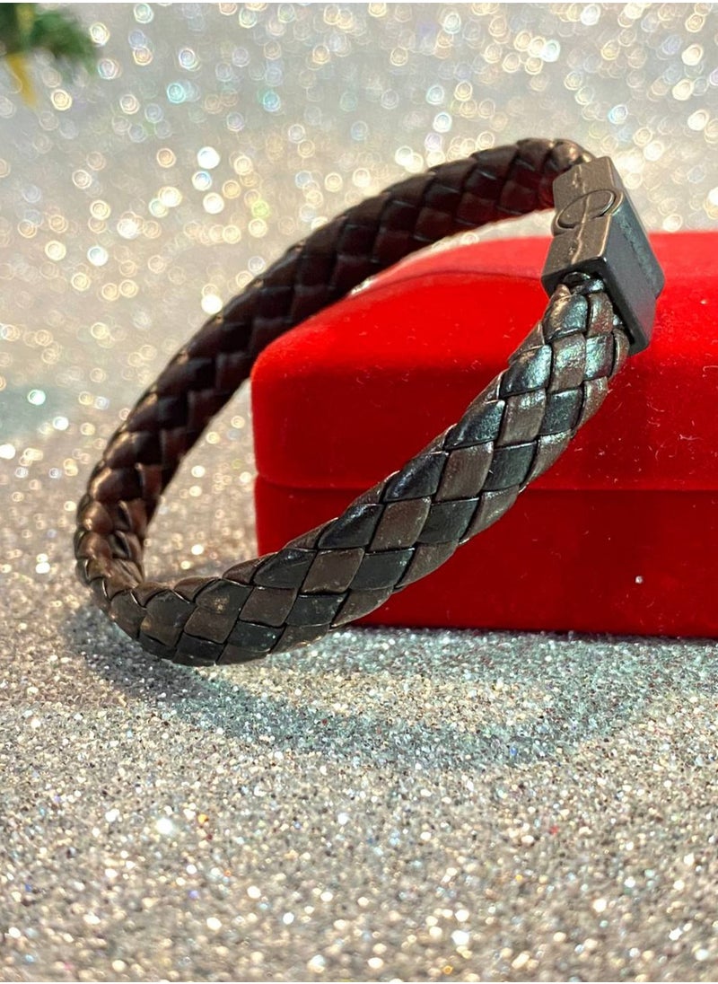 LAOONT - Multicolor Braided Leather Bracelet for Men - Image 1