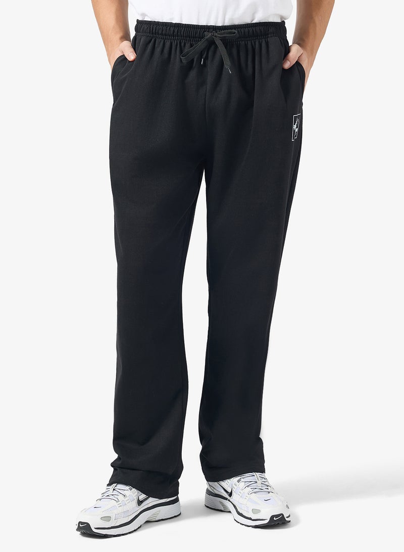 سفنتي فايف بيسيكس بنطلون رياضي مريح بتصميم شعار - Image 1