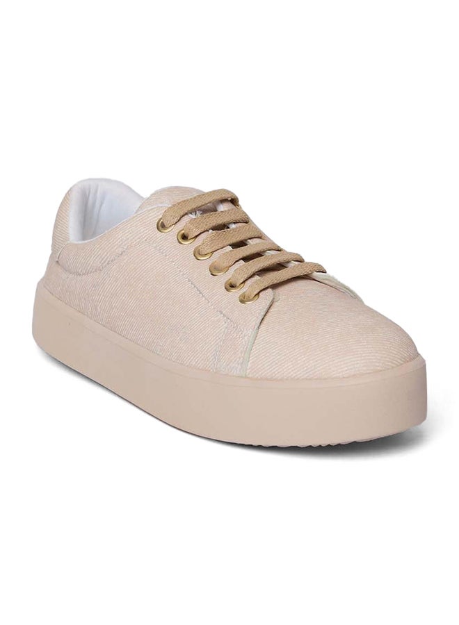 حذاء سنيكرز برقبة قصيرة