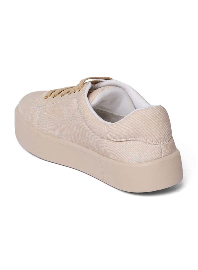 حذاء سنيكرز برقبة قصيرة