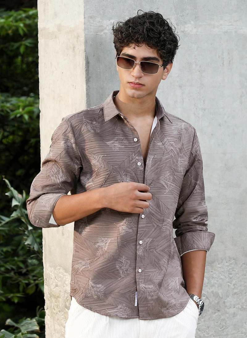 Campus Sutra Campus Sutra Men Twig-Imprint Foliage-Tactile Shirt | Textured Tropical Print With Spread Collar & Full Sleeve | Polyester Blend Crinkled Fabric | Regular Fit For Club & Casual Wear | Moon Grey