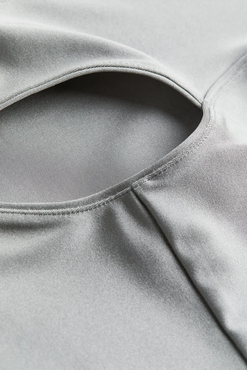 H&M Drymove™ Cropped Cut-Out Sports Top