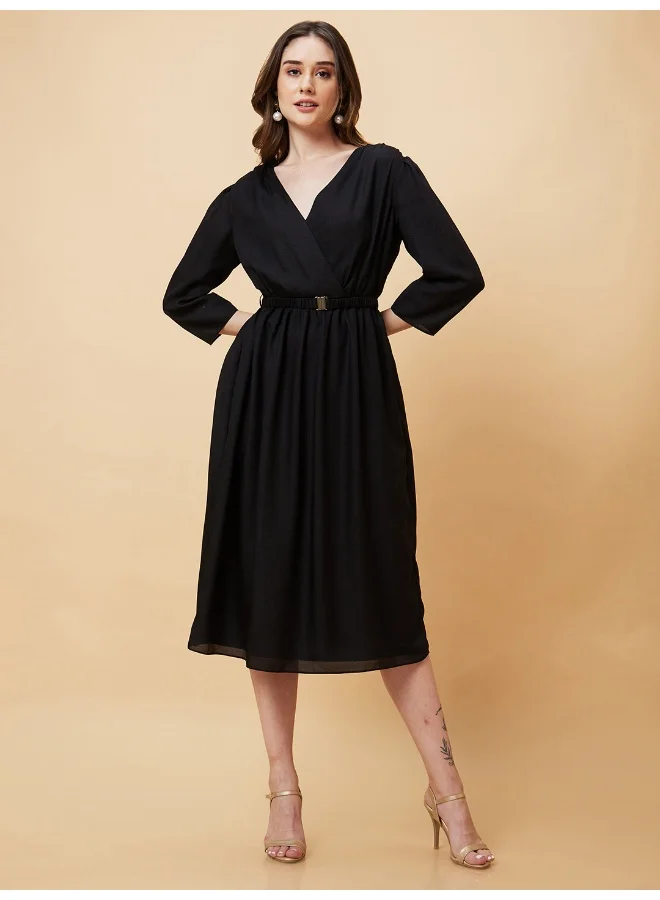globus Women Wrap Neck Gathered Waist A-Line Midi Dress With Belt