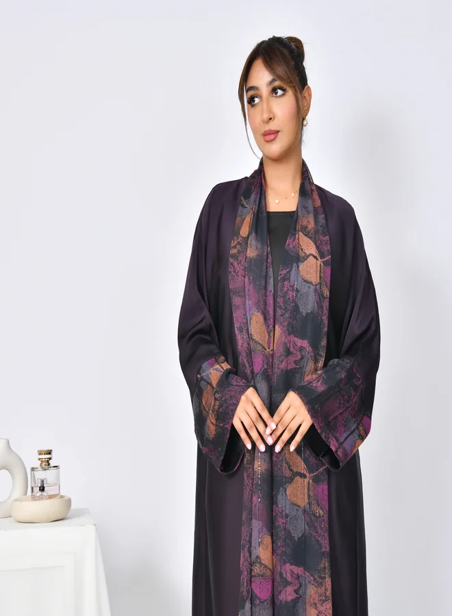 HAWRAA ABAYA Dark purple, quarter-cloche abaya made of soft summer fabric with chiffon floral inserts on the sleeves and sides of the abaya