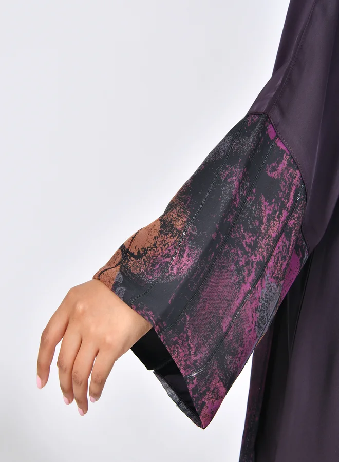 HAWRAA ABAYA Dark purple, quarter-cloche abaya made of soft summer fabric with chiffon floral inserts on the sleeves and sides of the abaya